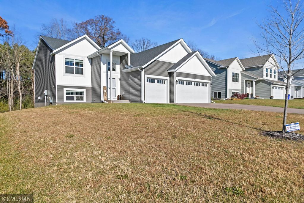 821 Sutherland Street, Somerset, WI 54025