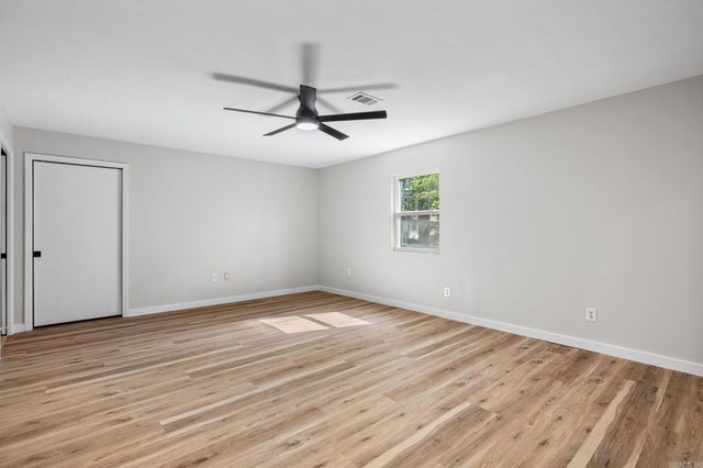 18 Sycamore St, Cabot, AR 72023