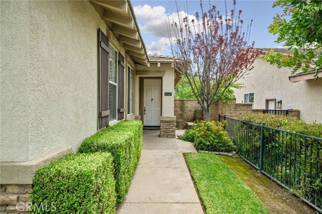 33287 Warwick Hills, Yucaipa, CA 92399