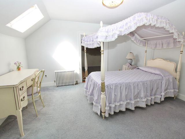 44 Ayrshire Rd, Worcester, MA 01604
