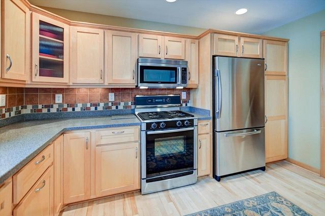 2809 Interlaken Pass, Madison, WI 53719