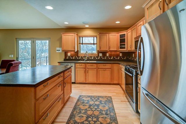 2809 Interlaken Pass, Madison, WI 53719