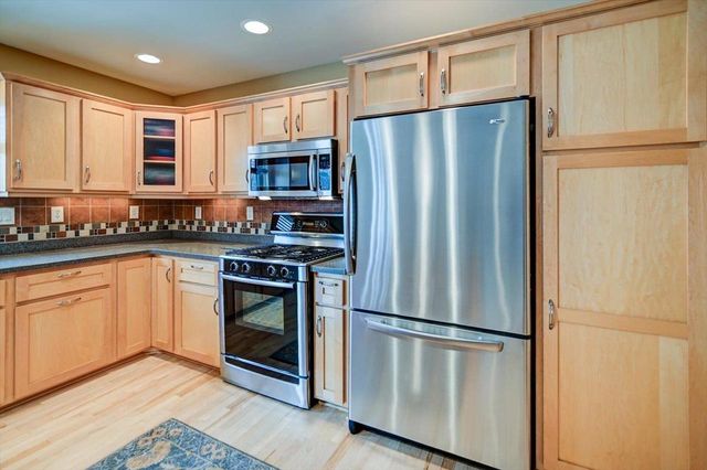 2809 Interlaken Pass, Madison, WI 53719