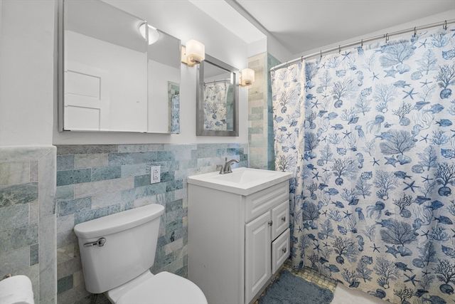 28 Edison Grn 2, Boston, MA 02125