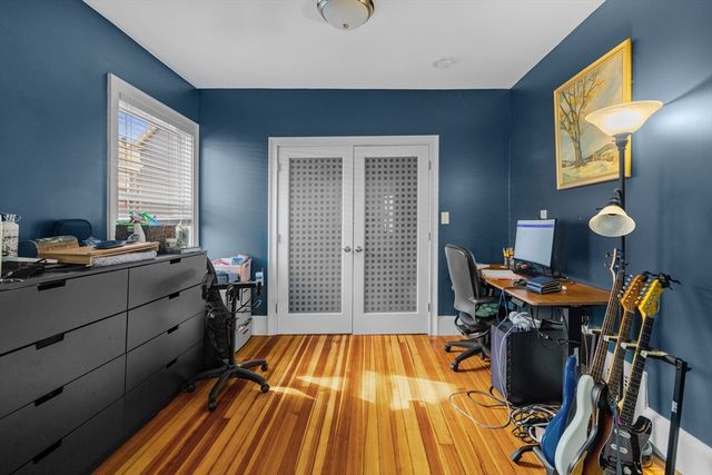 28 Edison Grn 2, Boston, MA 02125