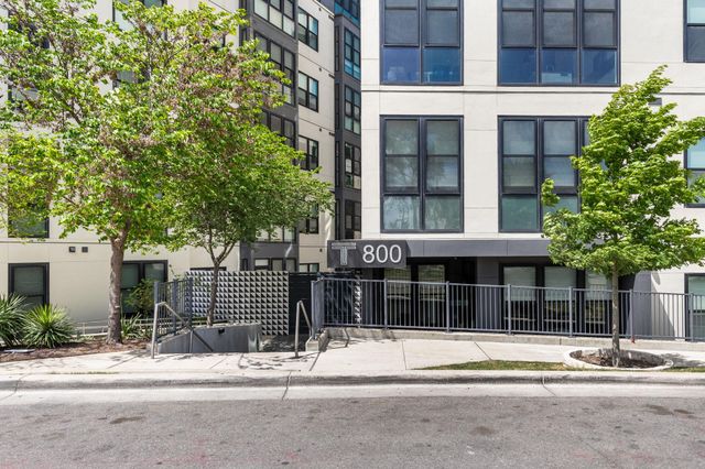 800 Embassy DR 113, Austin, TX 78702