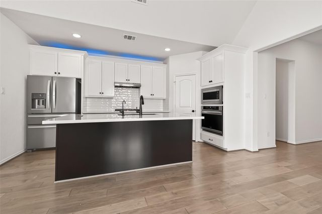 19303 Hackberry Hollow Trail, Cypress, TX 77433