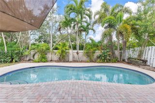 4945 SW 34th Ter, Hollywood, FL 33312