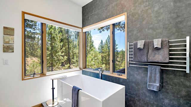 878 Deer Trail, Portola, CA 96122