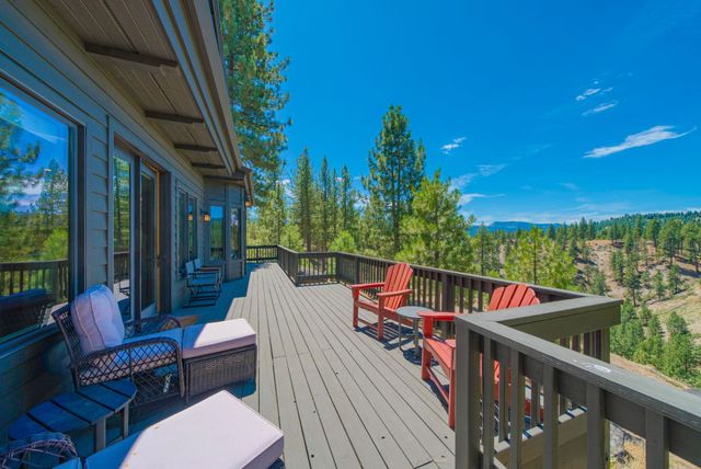 878 Deer Trail, Portola, CA 96122