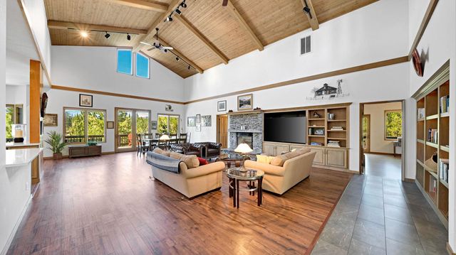 878 Deer Trail, Portola, CA 96122