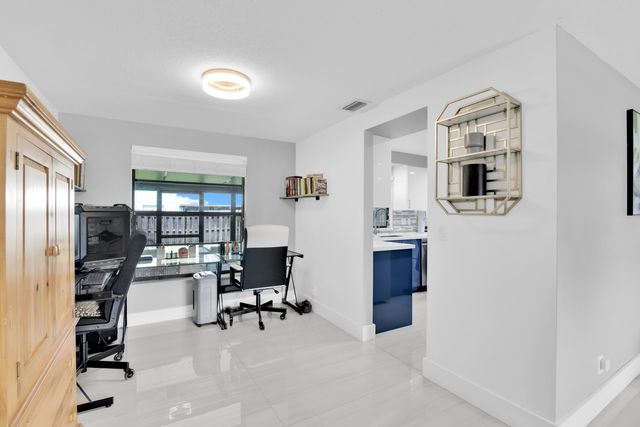 8411 Theresa Road, Boynton Beach, FL 33472