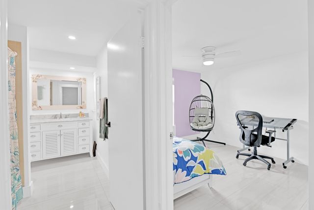 8411 Theresa Road, Boynton Beach, FL 33472