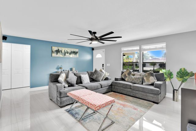 8411 Theresa Road, Boynton Beach, FL 33472