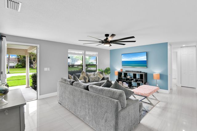 8411 Theresa Road, Boynton Beach, FL 33472