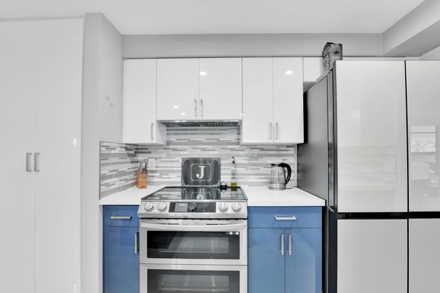 8411 Theresa Road, Boynton Beach, FL 33472