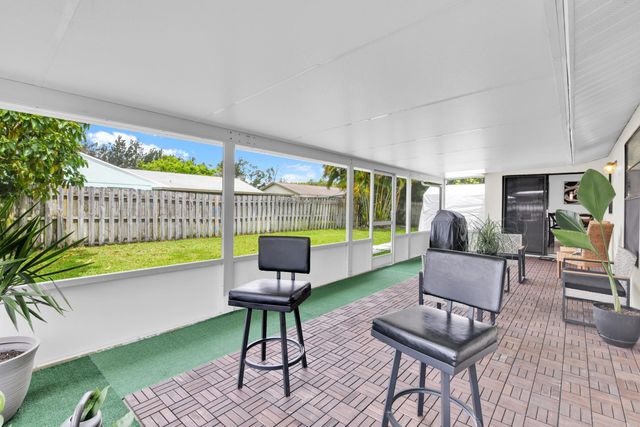 8411 Theresa Road, Boynton Beach, FL 33472