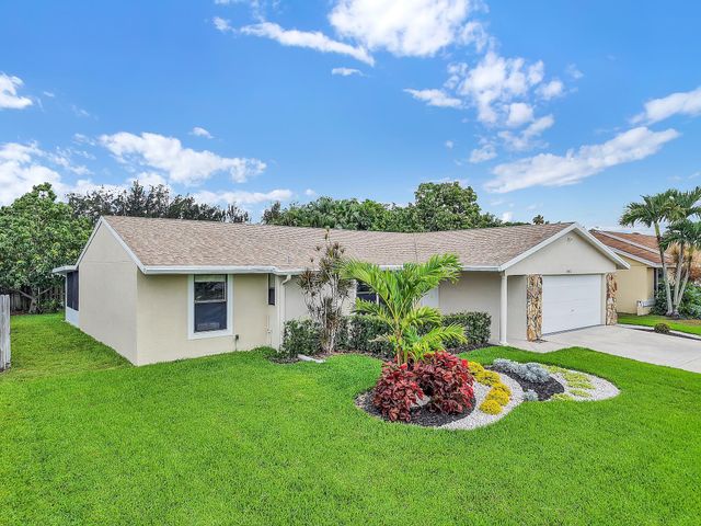 8411 Theresa Road, Boynton Beach, FL 33472