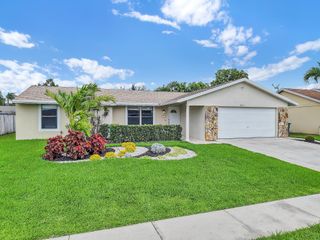 8411 Theresa Road, Boynton Beach, FL 33472