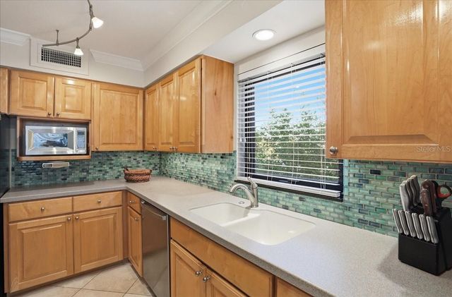6804 GULF DRIVE 6804, Holmes Beach, FL 34217
