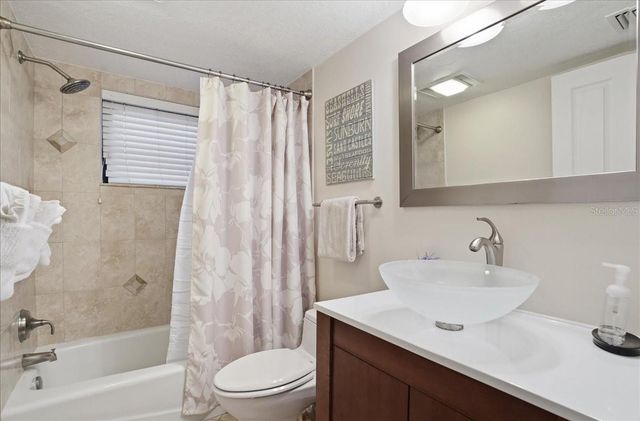 6804 GULF DRIVE 6804, Holmes Beach, FL 34217
