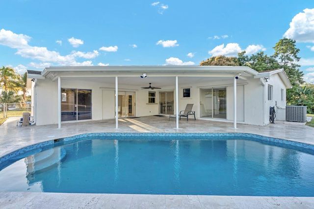 290 NW 65th Avenue, Margate, FL 33063