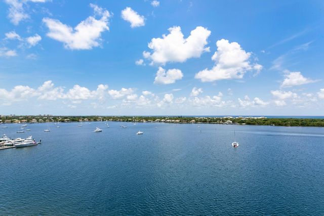 100 Lakeshore Drive 454, North Palm Beach, FL 33408