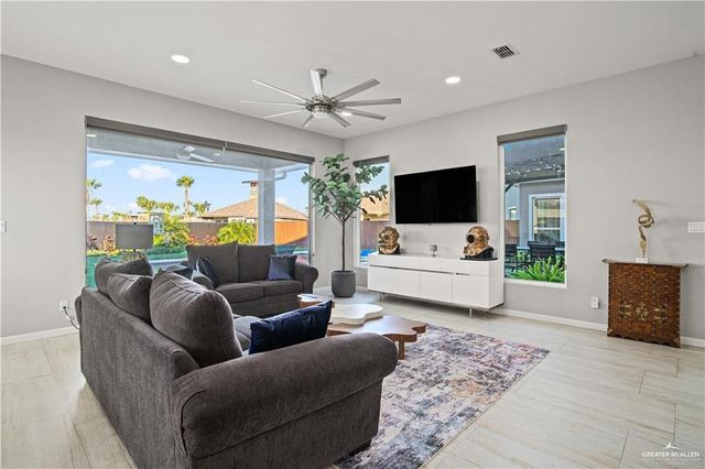 4412 Ensenada Avenue, Mcallen, TX 78504