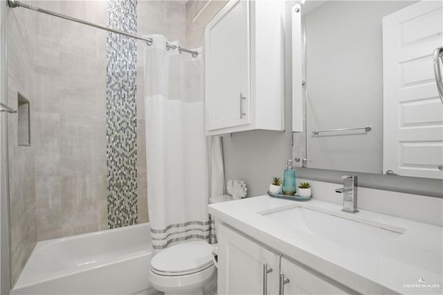 4412 Ensenada Avenue, Mcallen, TX 78504