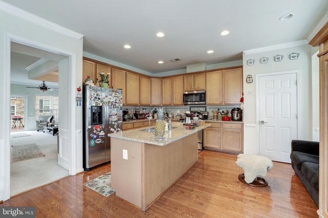 43609 WHITE CAP TER, Chantilly, VA 20152