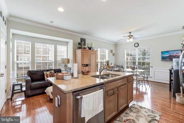 43609 WHITE CAP TER, Chantilly, VA 20152