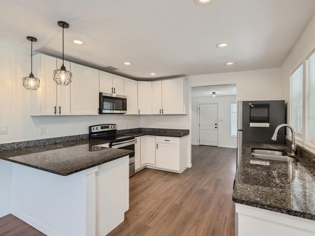 808 E ORCHID AVENUE, Tampa, FL 33612