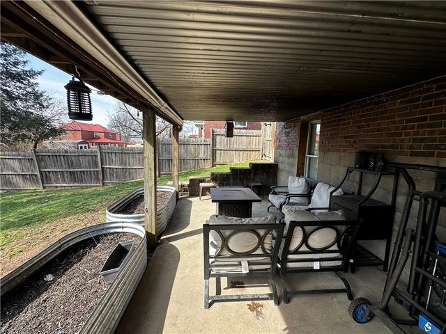 408 Craigdell Rd, New Kensington, PA 15068