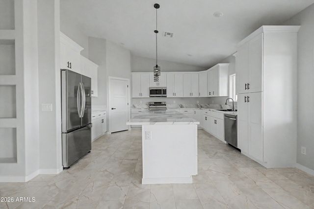 37019 W WHITTON Avenue, Tonopah, AZ 85354