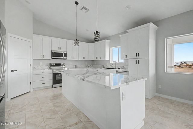37019 W WHITTON Avenue, Tonopah, AZ 85354
