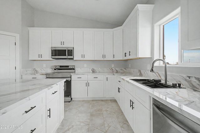 37019 W WHITTON Avenue, Tonopah, AZ 85354