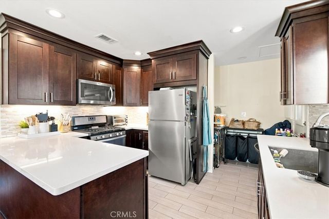 811 Fischer Street, Glendale, CA 91205