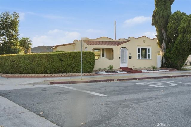 811 Fischer Street, Glendale, CA 91205