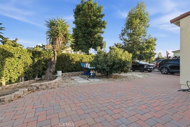811 Fischer Street, Glendale, CA 91205