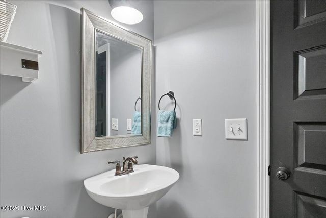 14 Victoria Drive, Carthage, NC 28327