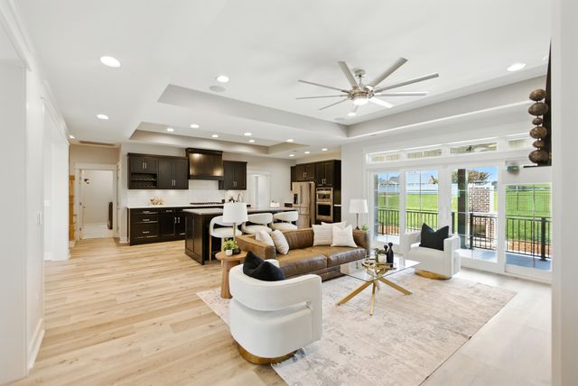 74 Holt Ln, Tullahoma, TN 37388