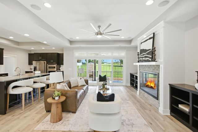 74 Holt Ln, Tullahoma, TN 37388