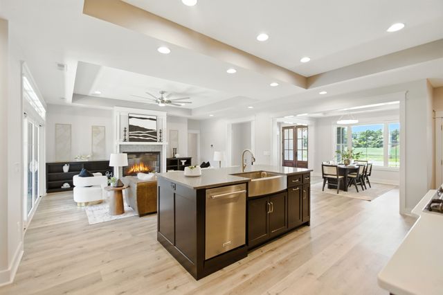 74 Holt Ln, Tullahoma, TN 37388