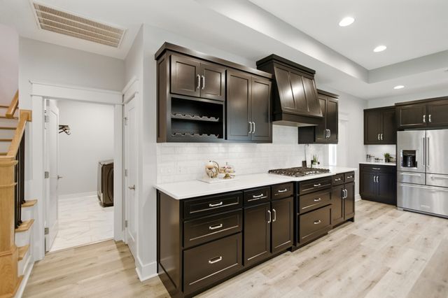 74 Holt Ln, Tullahoma, TN 37388