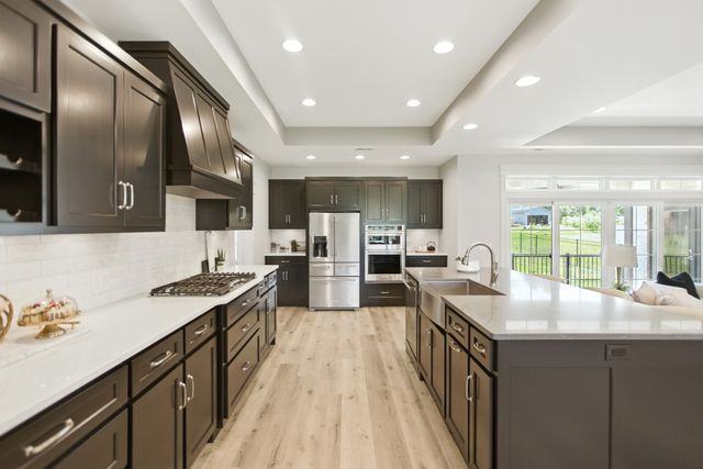 74 Holt Ln, Tullahoma, TN 37388