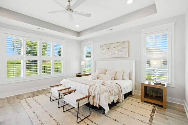 74 Holt Ln, Tullahoma, TN 37388