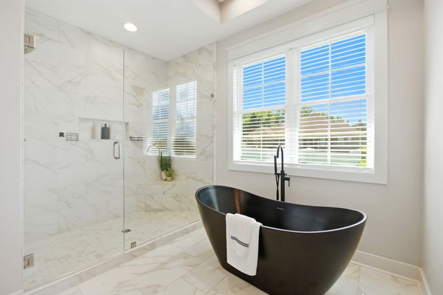 74 Holt Ln, Tullahoma, TN 37388