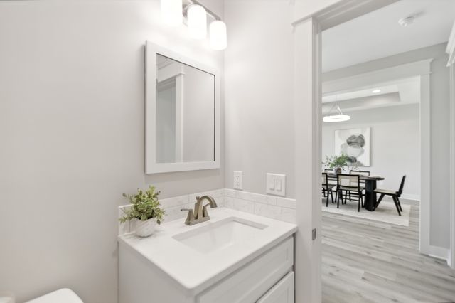 74 Holt Ln, Tullahoma, TN 37388