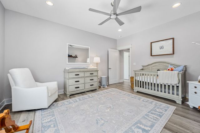 74 Holt Ln, Tullahoma, TN 37388