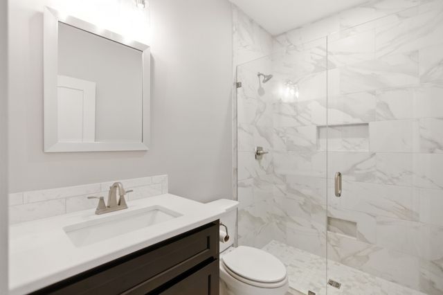 74 Holt Ln, Tullahoma, TN 37388